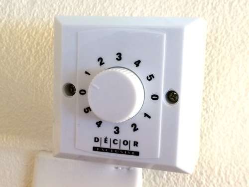 ceiiing Fan - as new stainless steel.  3  x 60mm blades,multi-setting control, whisper silent