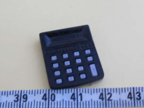 Miniature Dollhouse 1/12" - cutest caluculator