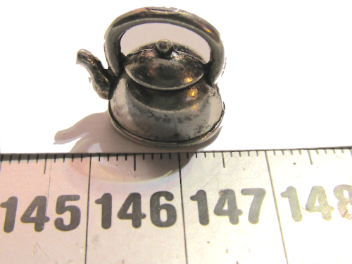 Miniature Dollhouse 1/12"  scale - silver          kettle