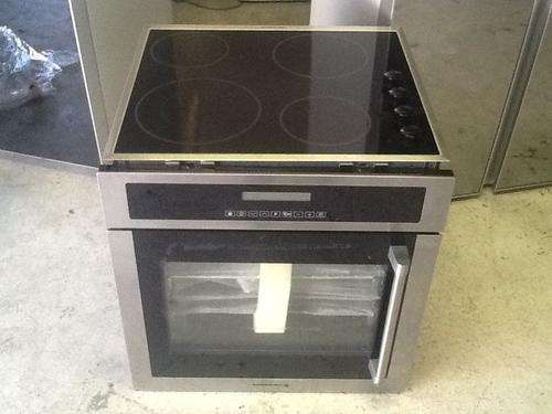 Electrolux Ceramic Hob and Kelvinator eye Level Ovel (still New)
