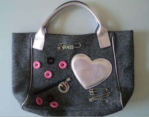 GUESS HANDBAG!! AWESOME BUY!!!