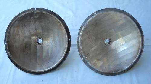 2 X C1930-50s-CHEV / FORD-HEADLIGHT REFLECTORS-GOOD CONDITION
