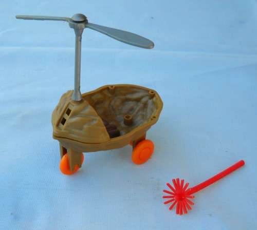 1982 SMURF WALNUT HELICOPTER &  CHIMNEY SWEEP-PEYO-VERY GOOD CONDITION