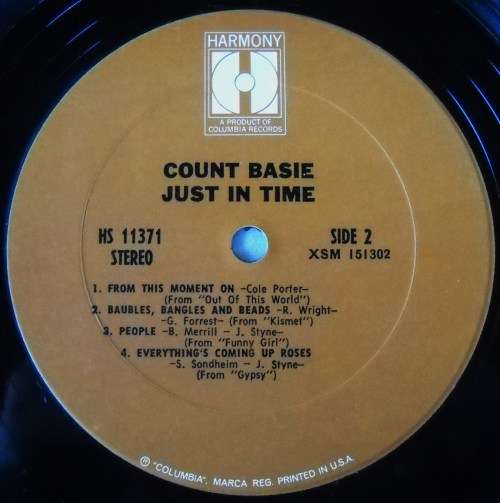 COUNT BASIE - JUST IN TIME - LP - USA - VG+ / VG+ - JAZZ
