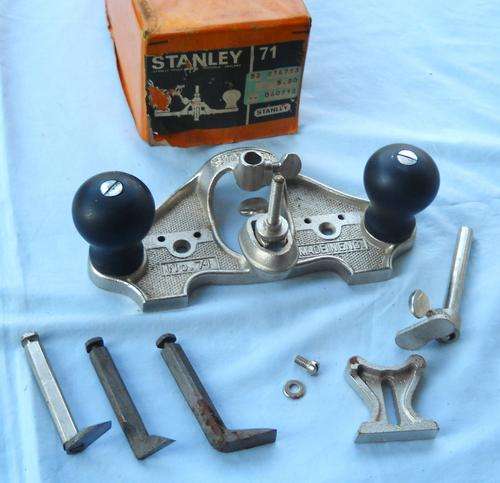 STANLEY 71 ROUTER PLANE & 3 CUTTERS-EXCELLENT UNUSED CONDITION IN BOX