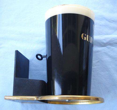GUINNESS BEER TAP TOPPER / BAR DECORATION-EXCELLENT CONDITION