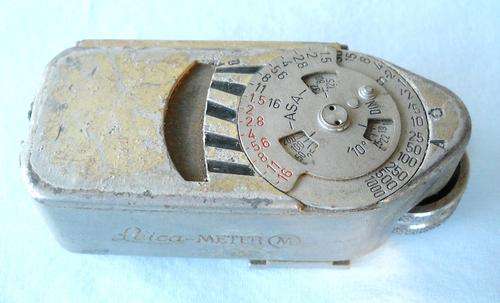 VINTAGE LIGHT EXPOSURE METER-LEICA-M-GOOD CONDITION