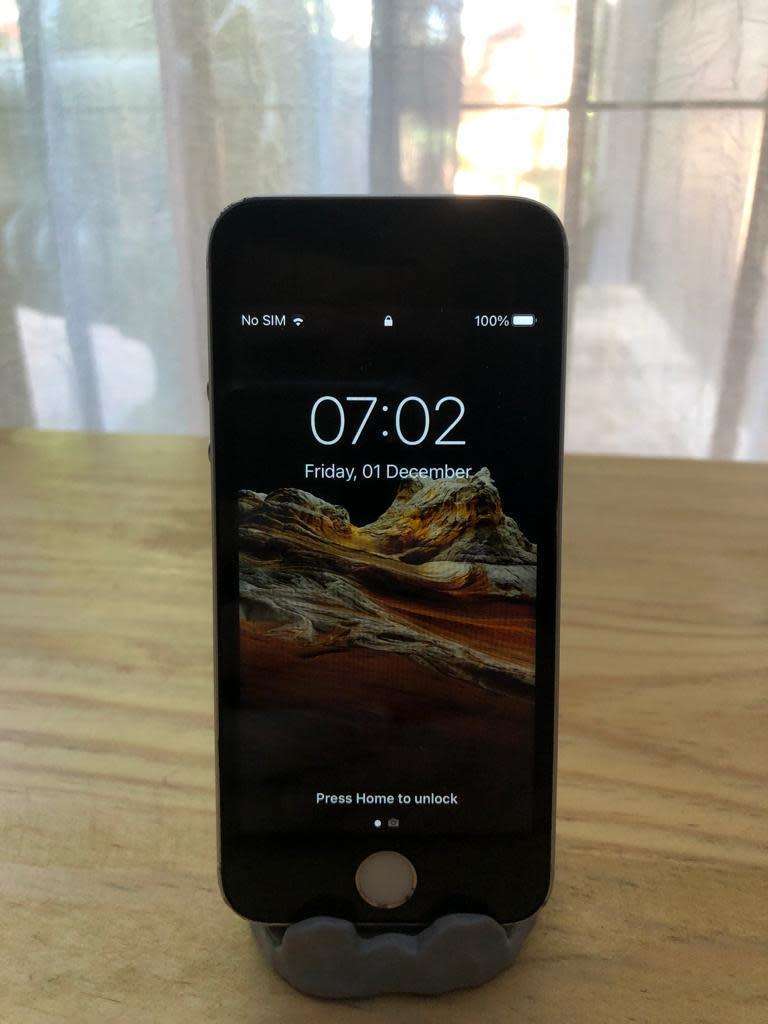 IPHONE SE 32GB 1ST GEN