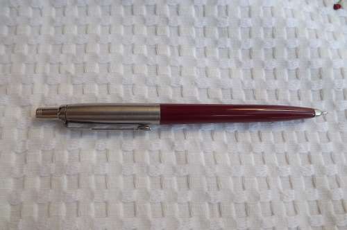 Parker maroon colour pencil.Made in UK.Very good condition