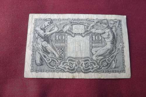 Italy 10 Lire banknote of 1944.Biglietto di stato. Head of Jupiter on front.VF condition