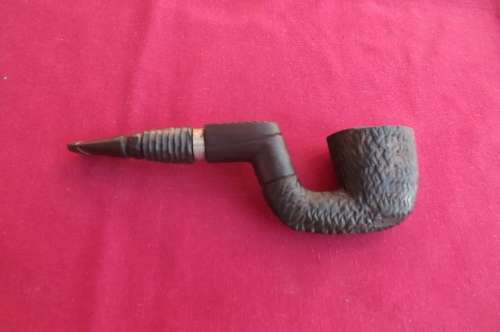 Wooden West-African craved smoking pipe.Length 15.25cm.Good condition.