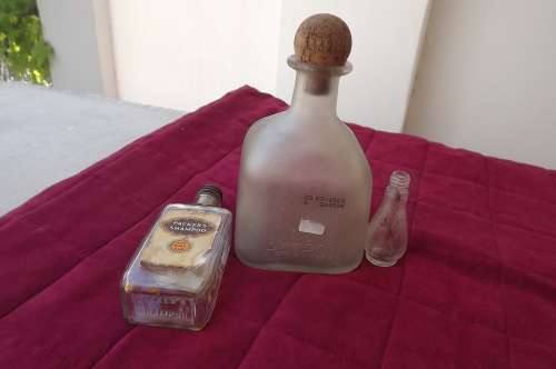 Lot of 3 vintage bottles.See scans