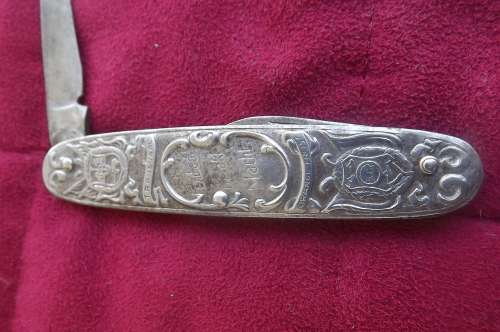 Antique pocket knife with Kruger and de Wet on side and Transvaal-on the other side