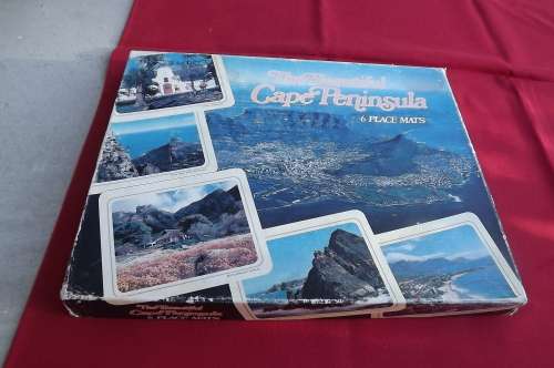Set of 6 vintage Cape Peninsula place mats.New condition.Size 25 x 19.5cm.