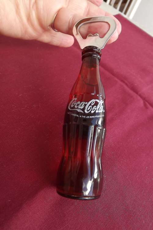 Bottle opener/fridge magnet - glass bottle.Coco cola bottle.New condition