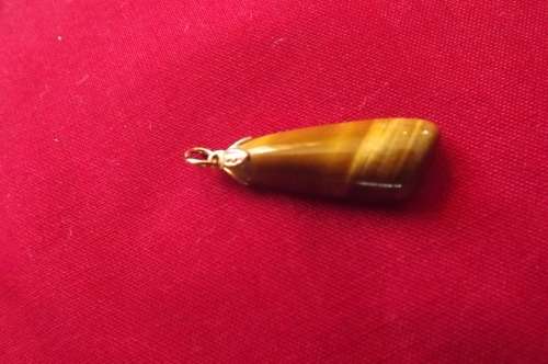 Tiger eye pendant.Beautiful and dainty.New condition.