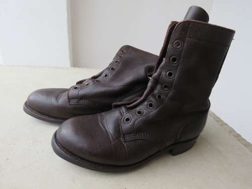 Pair of SADF brown genuine leather boots in size 6.Issued 2009.Army size 247.Good condition