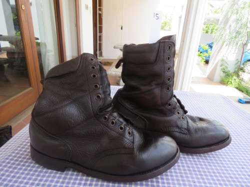 Pair of SADF genuine leather brown boots in size 8.5.Army size 270 .By DWS.Good condition