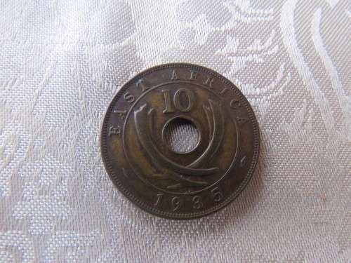 Ten cent coin from East Africa from 1935 Georgivs v EFt condition.