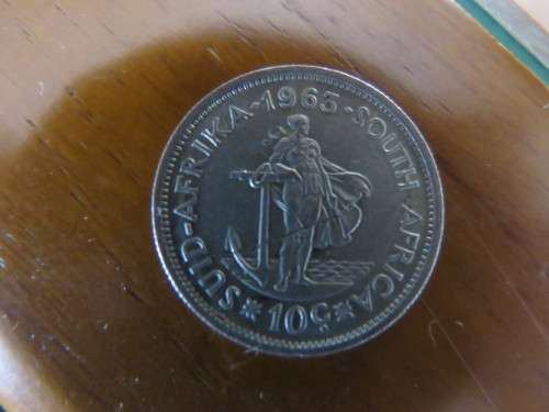 S.A silver 10 cent coin from 1963 EF+condition.