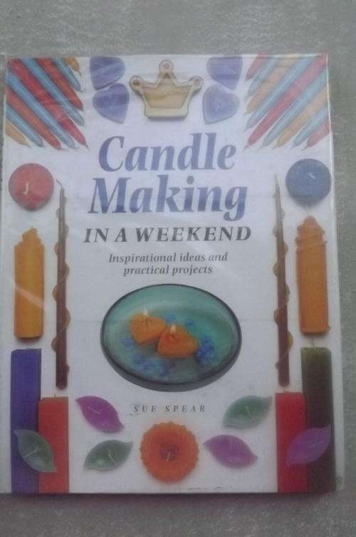 Candle Making in a Weekend by Sue Spear