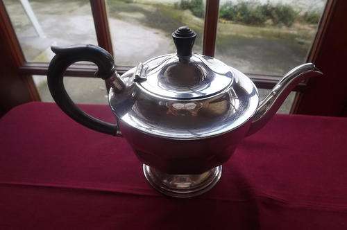 EPNS A1 Teapot with lid as per scan