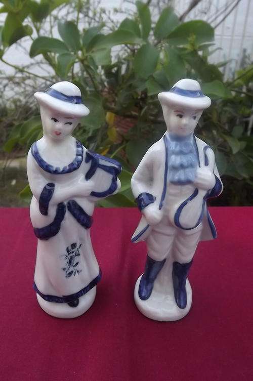 Set of 2 Ornaments - man and woman