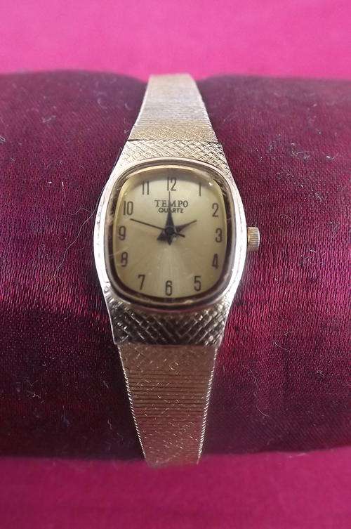 Tempo Ladies Quartz Watch  - need battery