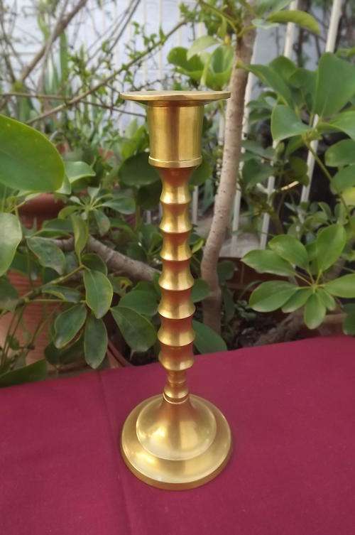 Single candle stick in Brass - as new