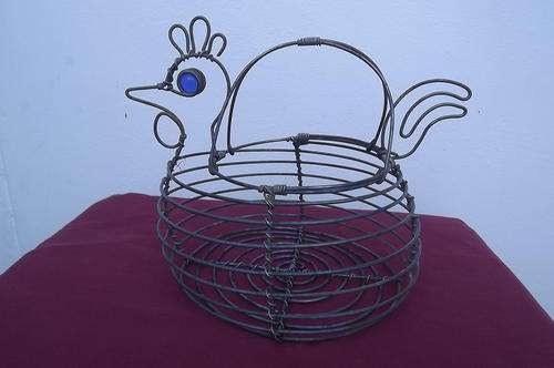 Wire Chicken Egg Keeper