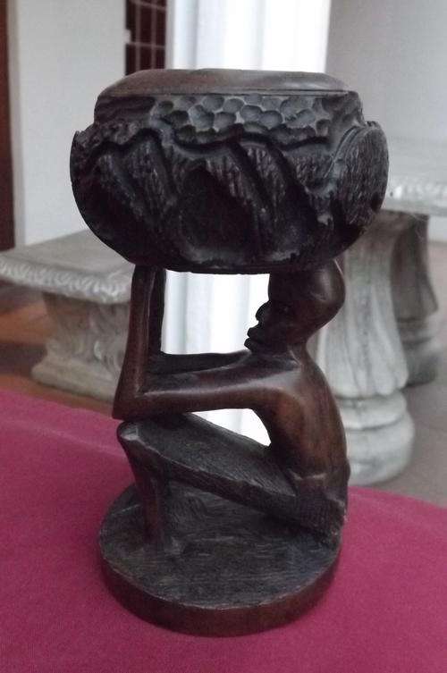 Wooden Carving - Sitting Man with Bowl n his Head - height - 14cm - can use as a candle holder