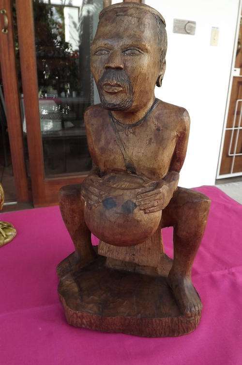Unique African Wooden Art Piece of Old Man with Bowl - height - 32cm
