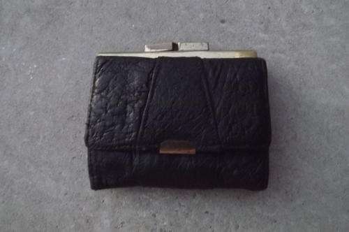 Newey England Genuine Ostrich Leather Purse - good condition - 9x11cm