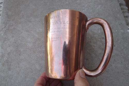 Rhodesian Copper Beer Mug - Moth - Wilf Taylor Darts 1961 - height 12cm - good condition