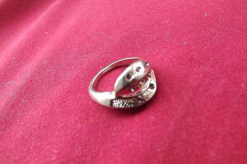 Ladies Costume Jewellery Ring with Few Pink Stones in size 10 - good condition