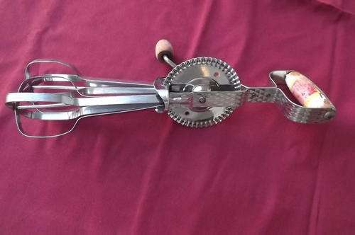 Antique Hand Beater - Large with Rounded Beaters made in England by Skyline - good condition -32.5cm