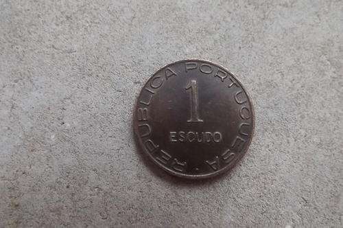 Mosambique 1 Escudo 1945 in VF Condition