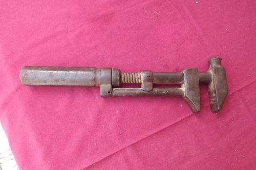 Vintage 33cm Steel Pipe Wrench - Adjustable Plumber Tool