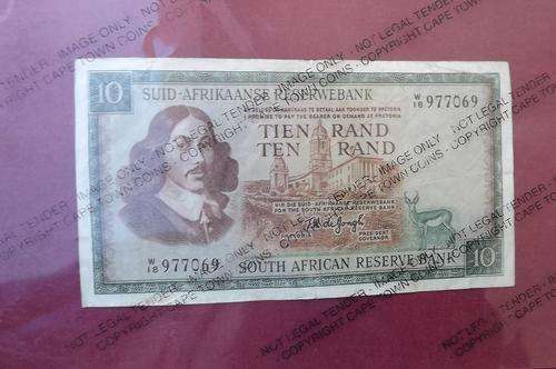 South African Reserve Bank R10 in Alpha Numeric numbering signed by TW de Jongh - good condition