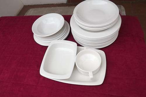 Lot of Continental China Dinner Ware in good condition - see description for detailed information