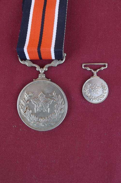 SA Defence Force.General Service Medal nr 129230 with miniature.Good condition