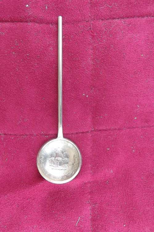 Spoon - 1952 South African coin