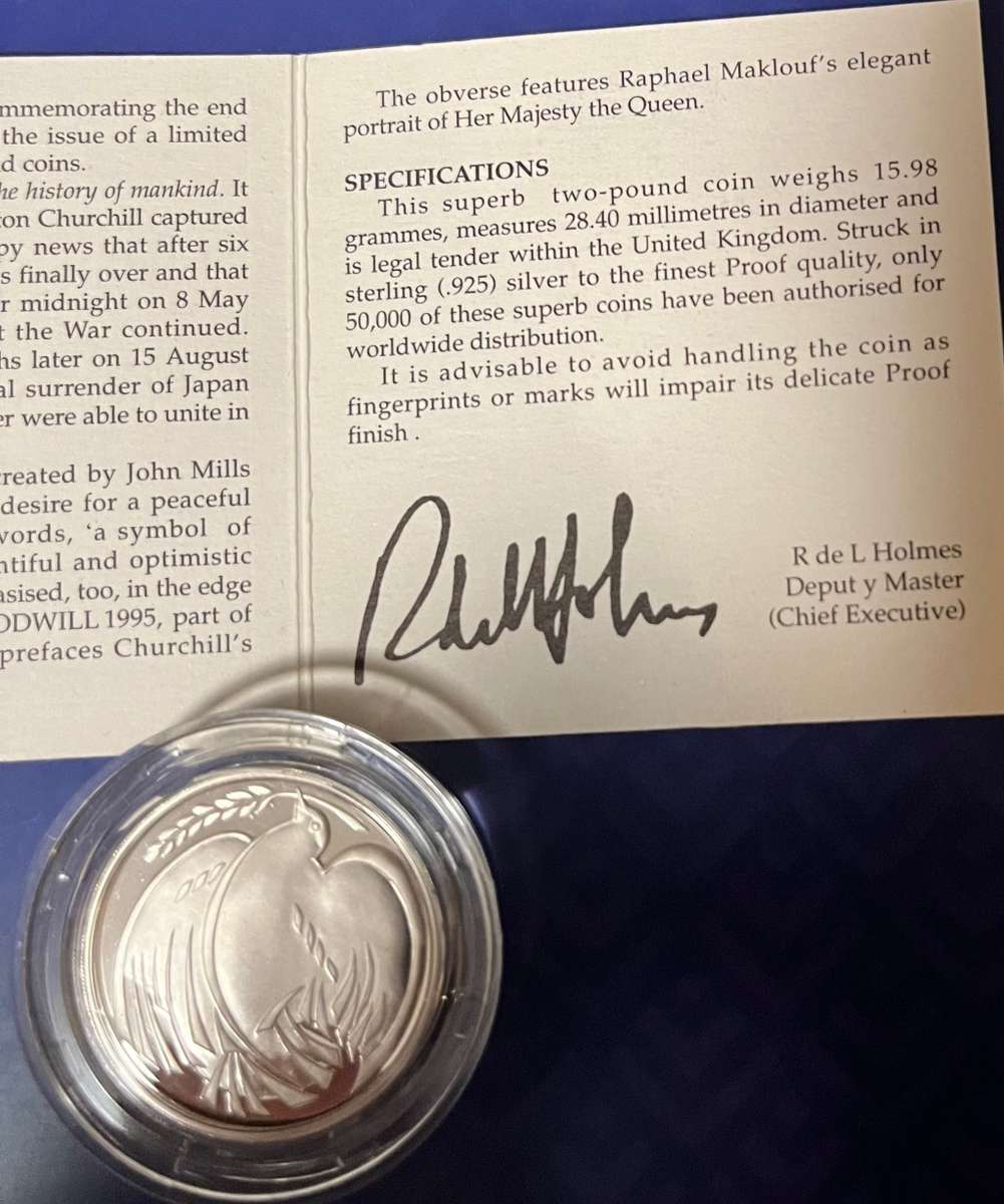 1995 Second World War Silver Proof Two Pound Coin with COA