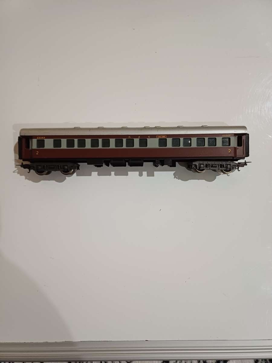 Lima SAR Transkaroo 2nd class coach