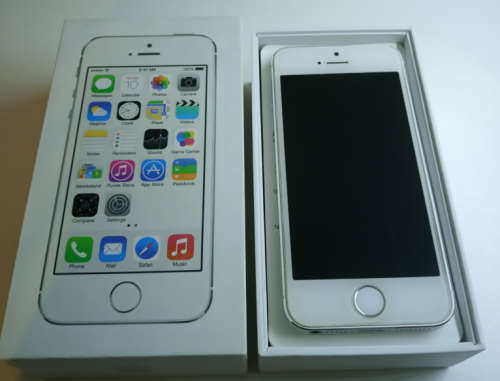 32GB iPhone 5s MINT CONDITION