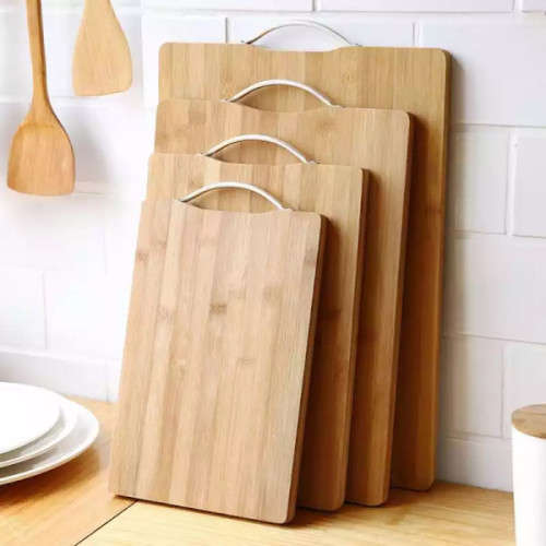 20cm x 30cm Bamboo Cutting Board - 3 ON AUCTION