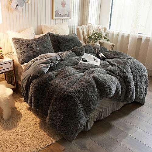 Luxurious Furry Shag 5 Piece Queen Duvet Cover Set