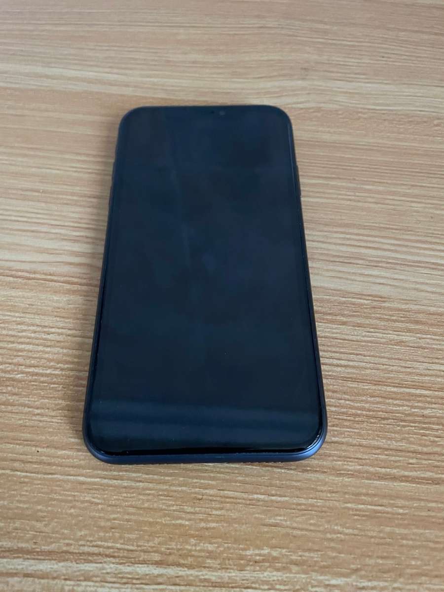 Apple iPhone 11 - 64 GB - Black