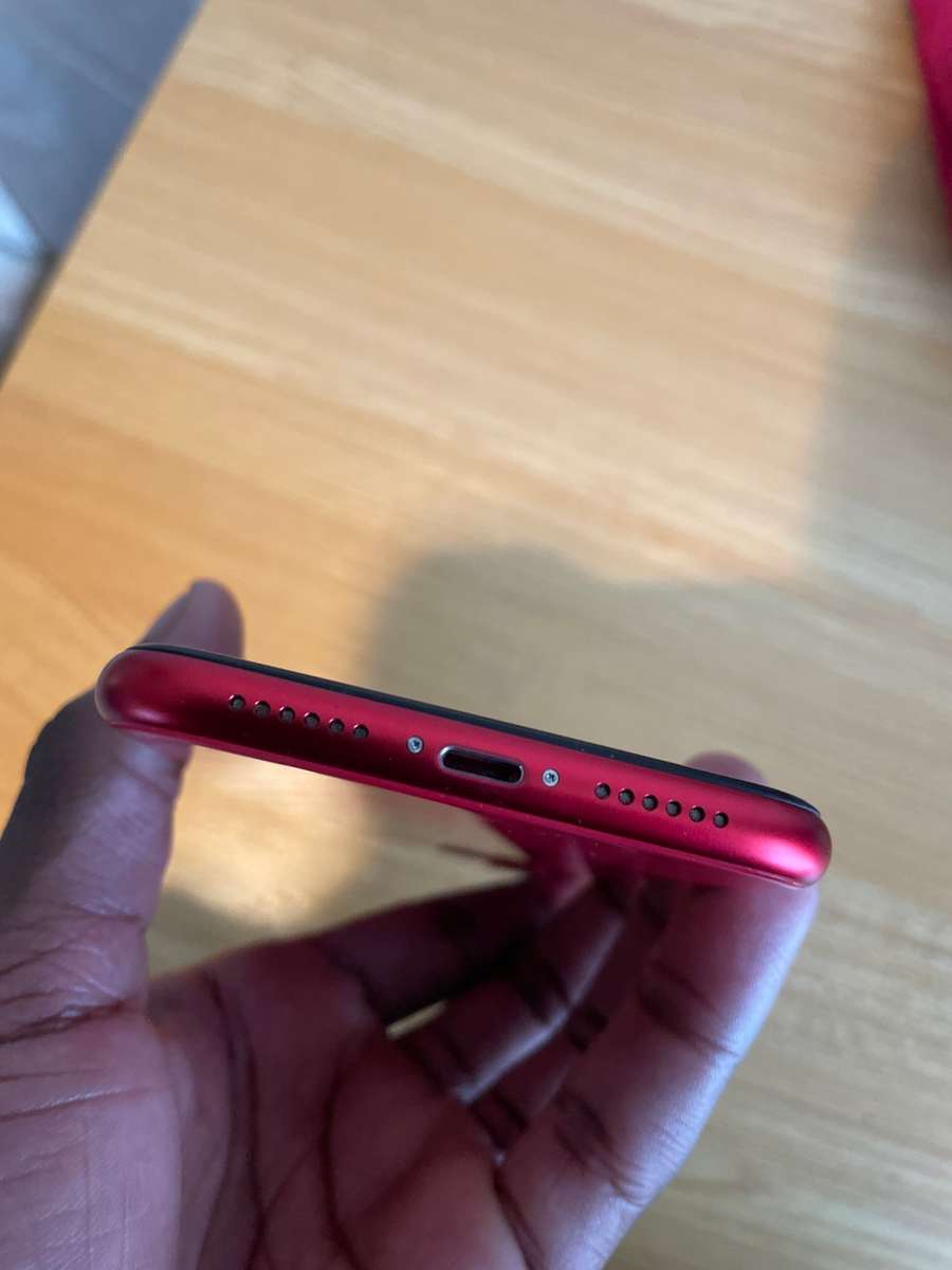 Apple iPhone 11 - 128 GB - Red