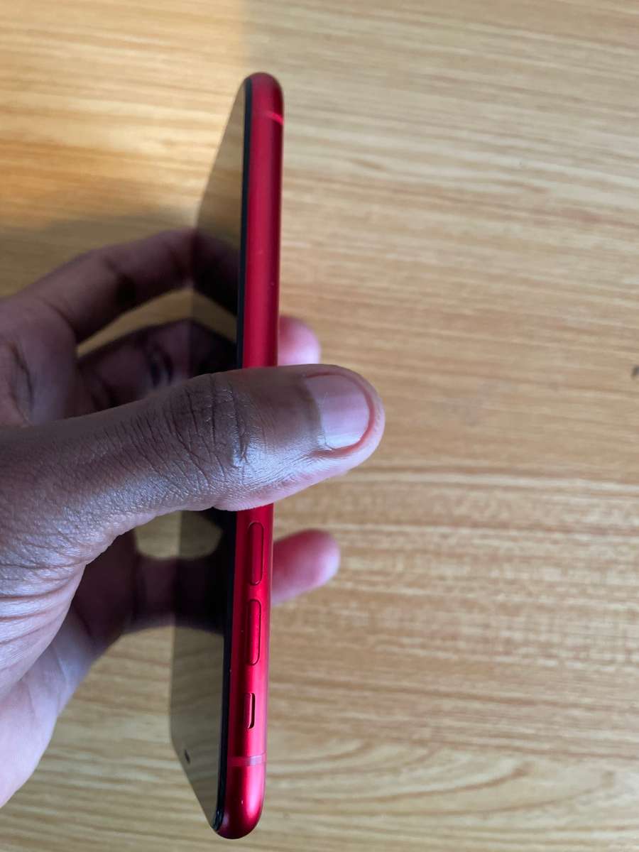 Apple iPhone 11 - 128 GB - Red